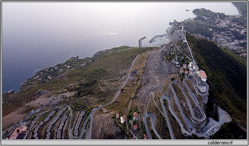 1426 Volando al Castello.jpg