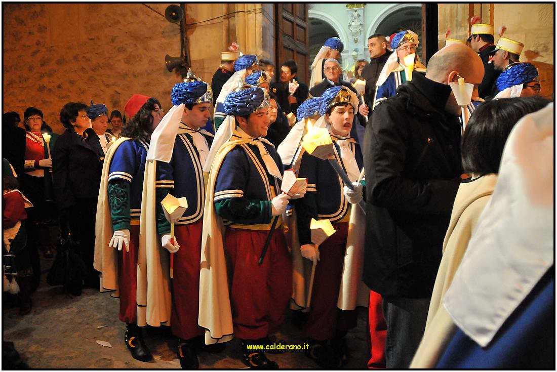 19 Procesion 3014.JPG