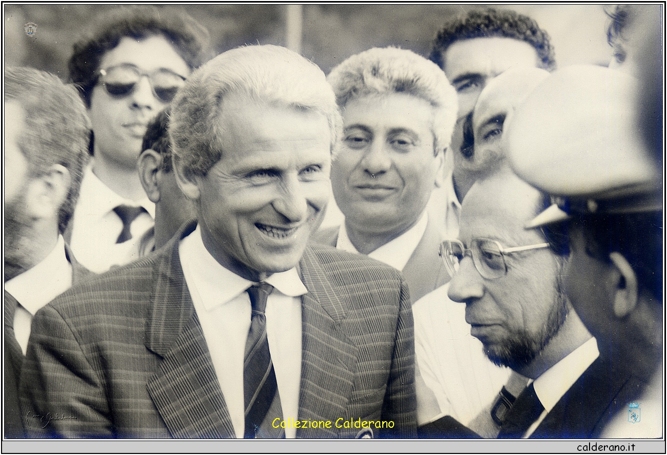 Trapattoni con Francesco Schettino e Francesco Sisinni - 26 Maggio 1987.jpg