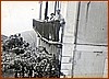 Biagio Schettino al balcone con Nina e Lina.jpg