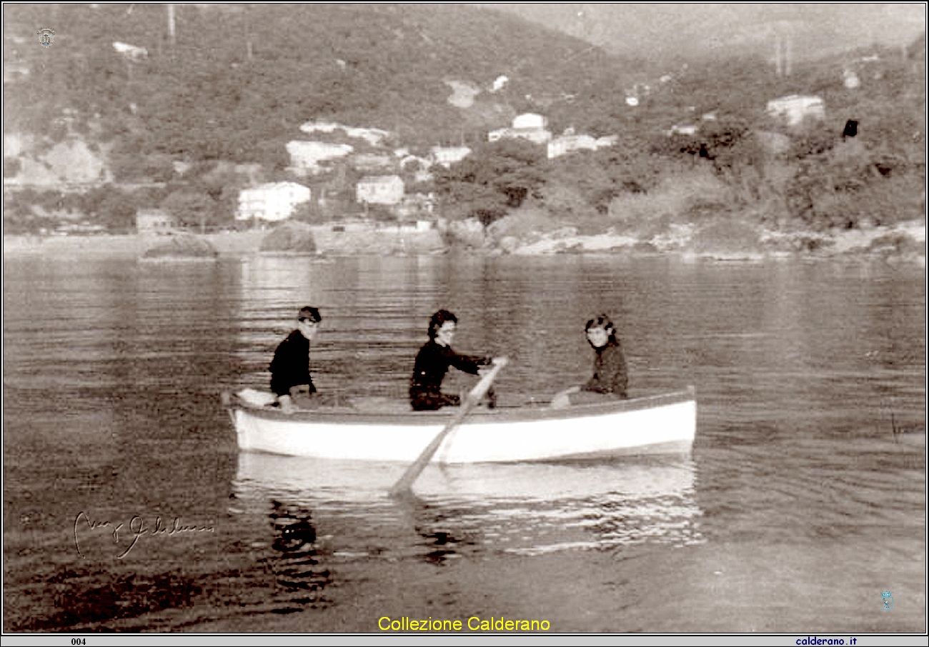 Mariella Panza con la barca Sutta a Za Monica - 1972.jpg