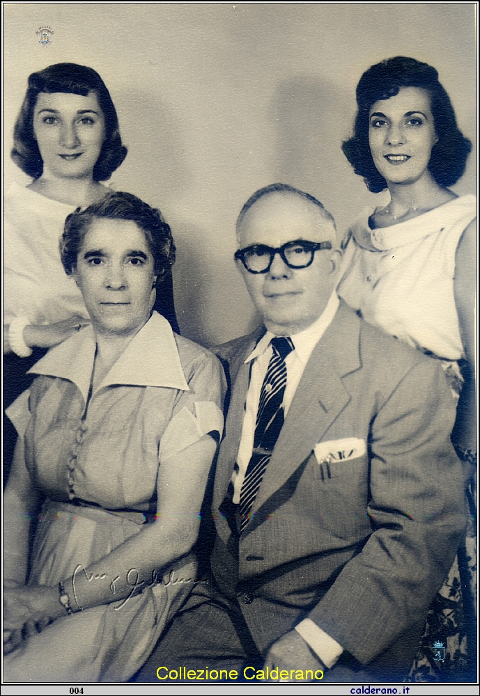 Teresa, Clorinda Liberatore, Nicolino Cafiero e Rosy 1956.jpg