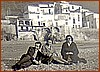 Insegnanti sulla spiaggia del Porto con la Scaldaferri e Del Viscio 1961 14.jpg