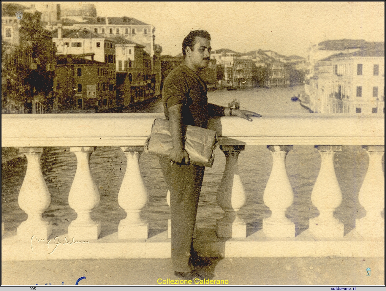 Raffaele Feluccio Avigliano a Venezia 22-9-1946.jpg