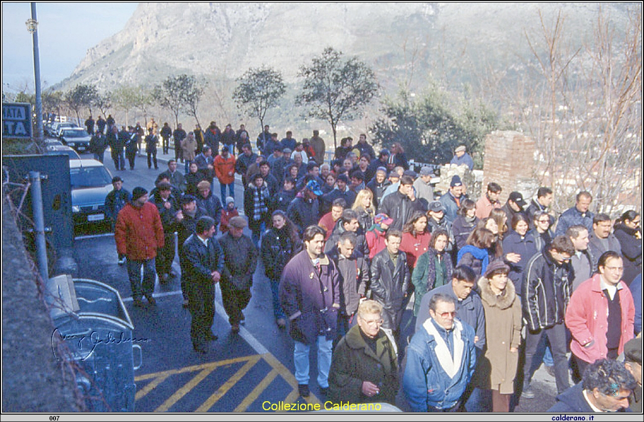 Sciopero pro-ospedale 12 febbraio 1999 36.jpg