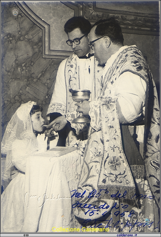 Padre Cerracchio e Padre De Filippis - 15 aprile 1958.jpg