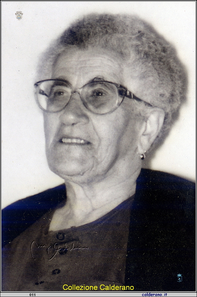 Annunziata Meo Avigliano - 1914 - 2004.jpg