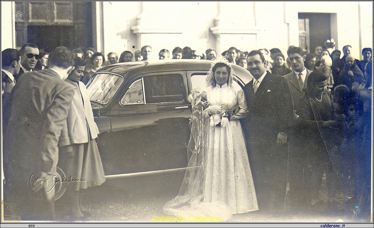 Matrimonio Mafalda Salvato e Raffaele Avigliano 18 Aprile 1953.jpg