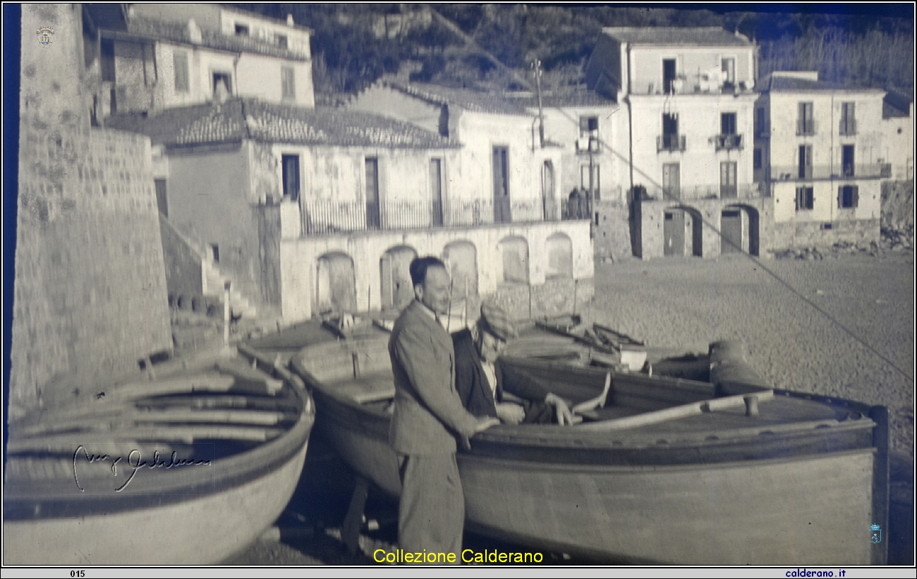 Benito Stoppelli con Antonio Limongi detto Taglacapu.jpg