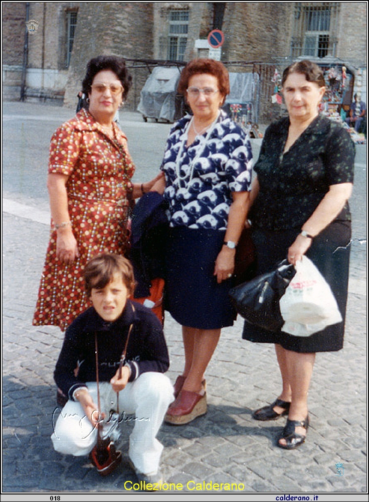 Antonietta Burza, Maria Brando, Anna Liberatore e Dario Feminella.jpg