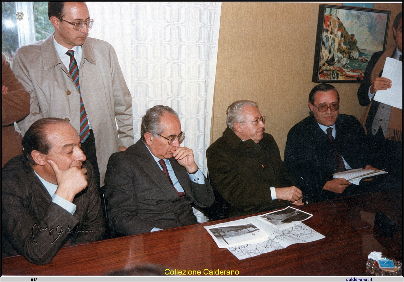 Colombo e Zamberletti al Municipio di Maratea.jpeg