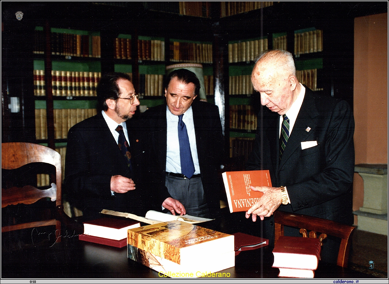 Francesco Sisinni con Andrea Emiliani e Paolo Emilio Taviani .jpeg