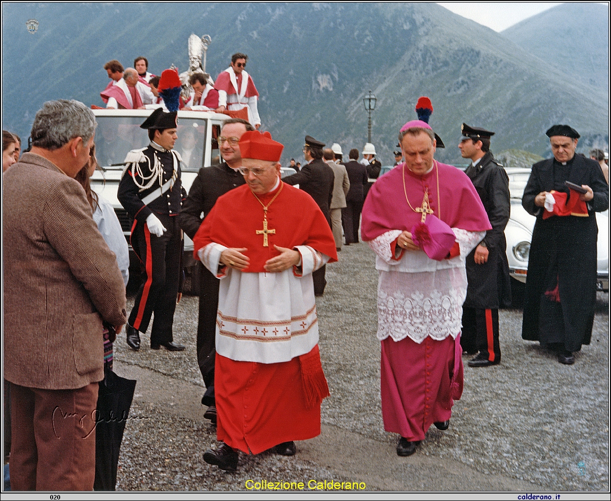 San Biagio torna dal Porto con il Cardinale Ugo Poletti (1914-1997) e il Vescovo Gerardo Pierro 1982 2.jpeg