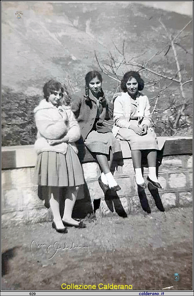 Titina Greco, Mariella Liberatore e Eliana Carluccio.JPG