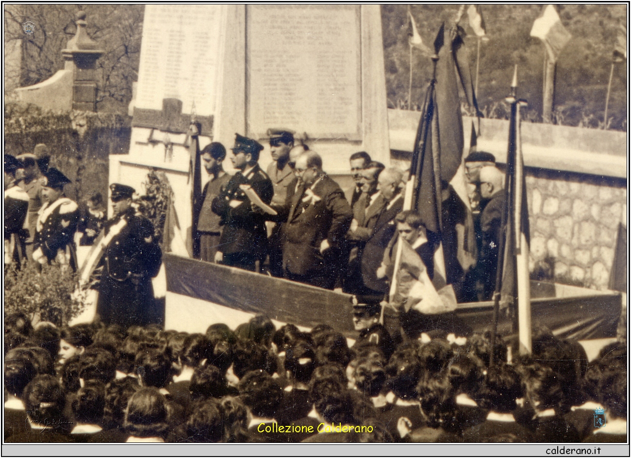 Discorsi del 4 novembre - Inaugurazione Monumento ai Caduti 1959.jpg