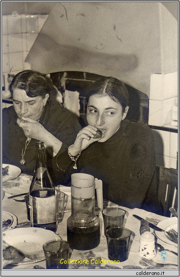 Zia Ninuccia e Maria.jpg