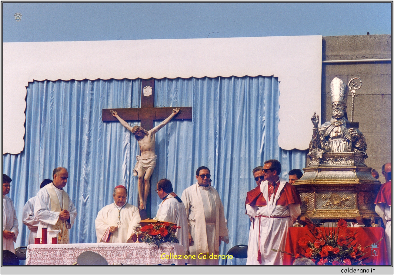 Mons. Rocco Talucci alla Festa di San Biagio.jpg