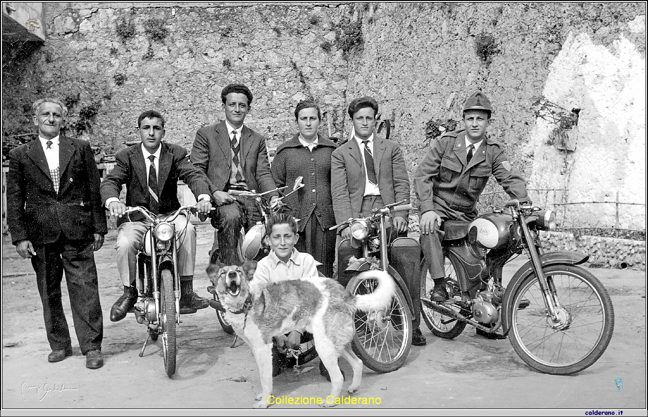 Famiglia Apicella - anno 1958.jpg