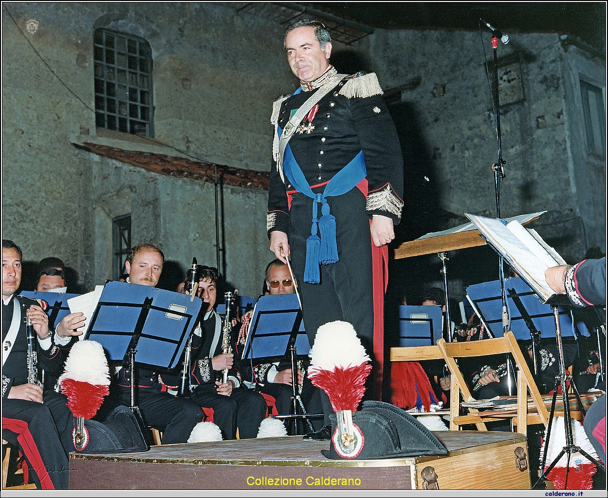 Il Maestro Vincenzo Borgia della Banda dei Carabinieri 1982.jpeg