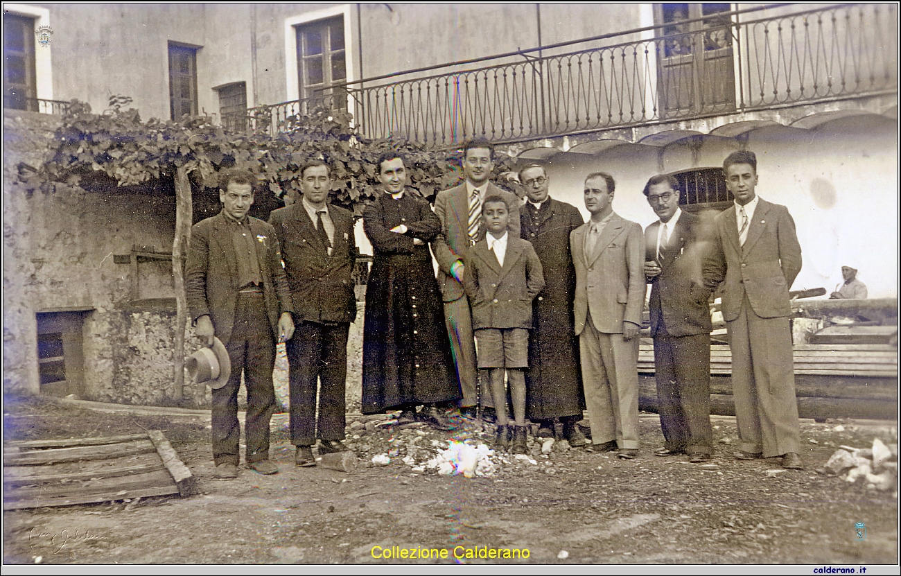 Brefaro 24 Settembre 1939 con Lammoglia, Luigi Liberatore, Arciprete Santoro, Don Domenico Dammiano, Antonio Schettino, Vincenzo D'Alascio e Biagio Schettino.jpg