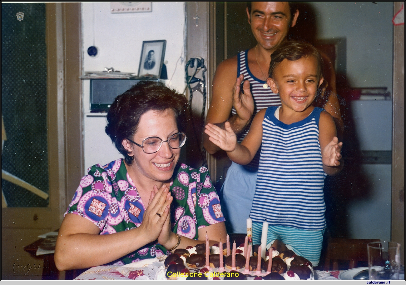 Eugenio, Maria Emilia e Gianluca 18 agosto 1973.jpg