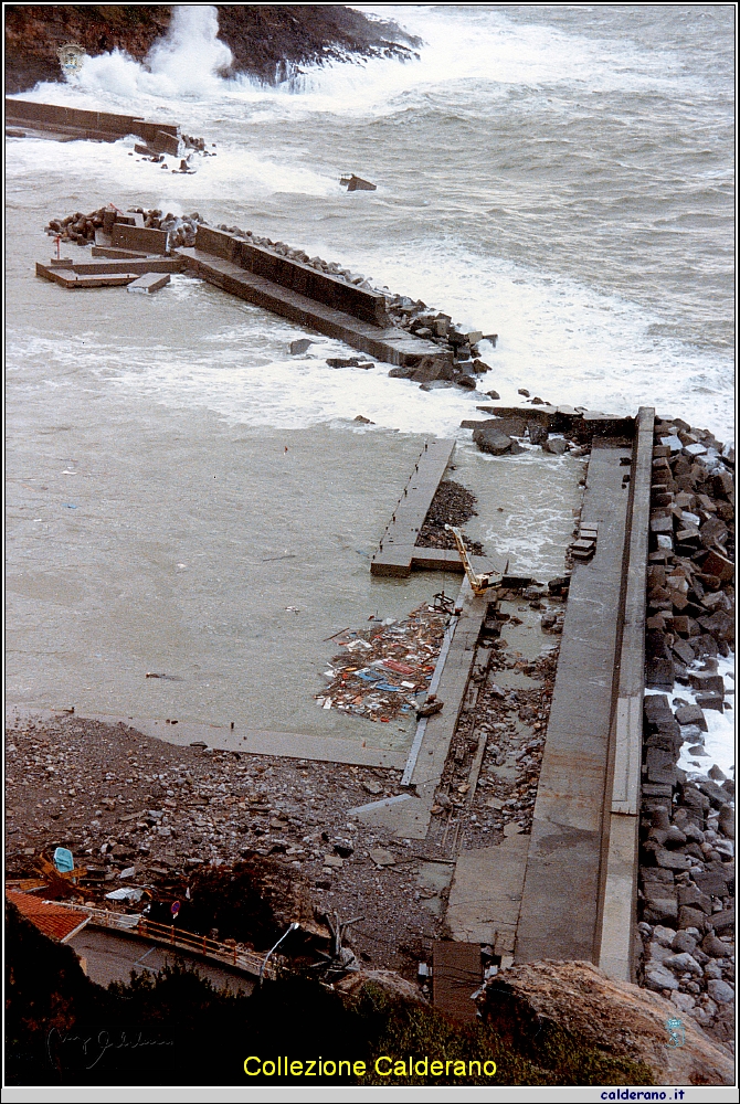 Il molo nord dopo la tempesta - 1987.jpeg