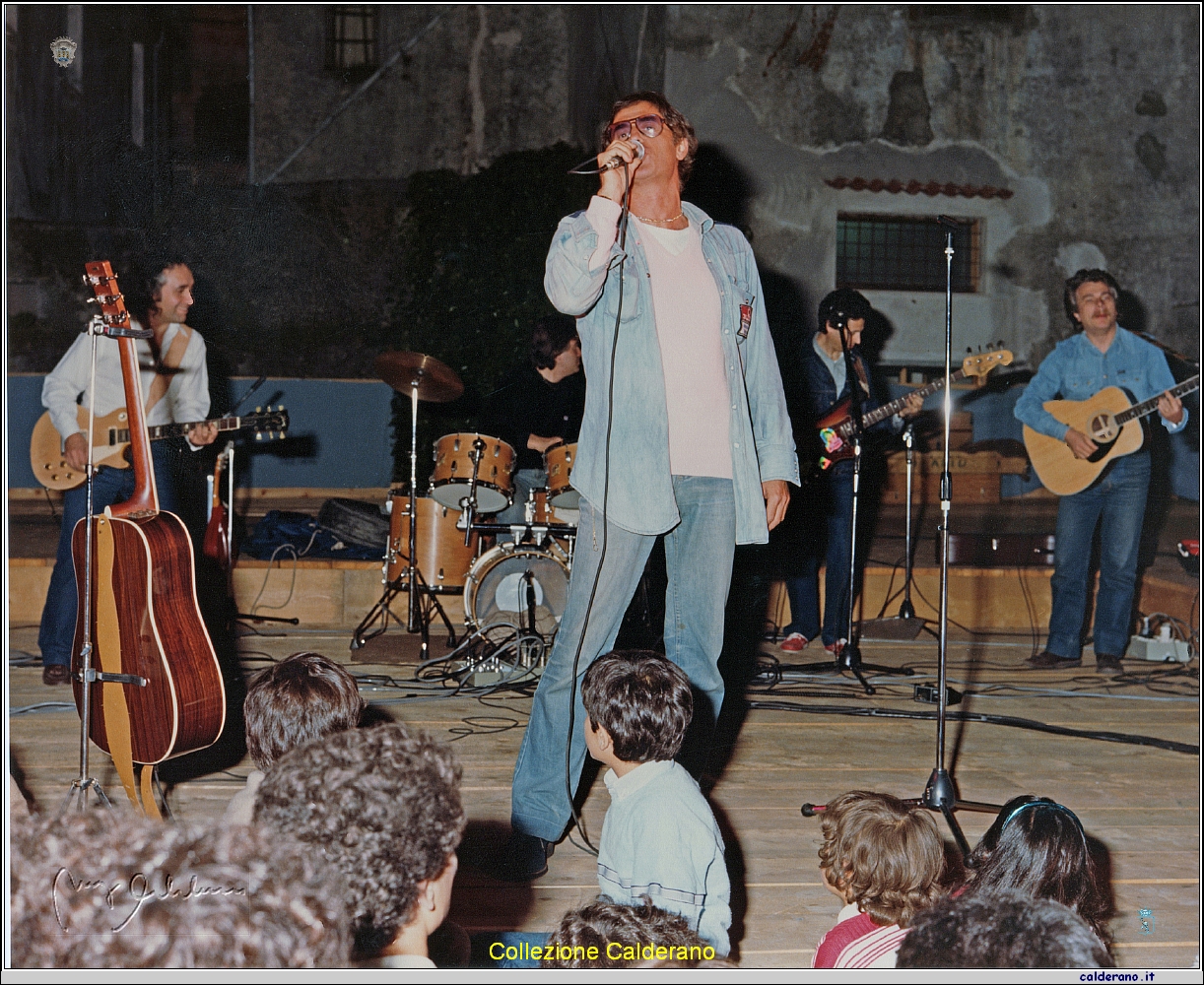 Franco Califano in concerto per la festa di San Biagio 1982 3.jpeg