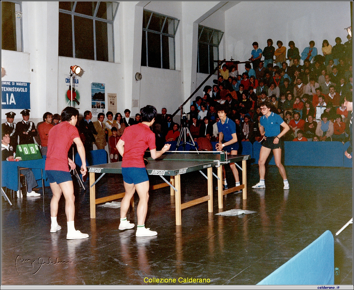 Incontro Ping-Pong 1982 Nazionali di Italia e Cina.jpeg