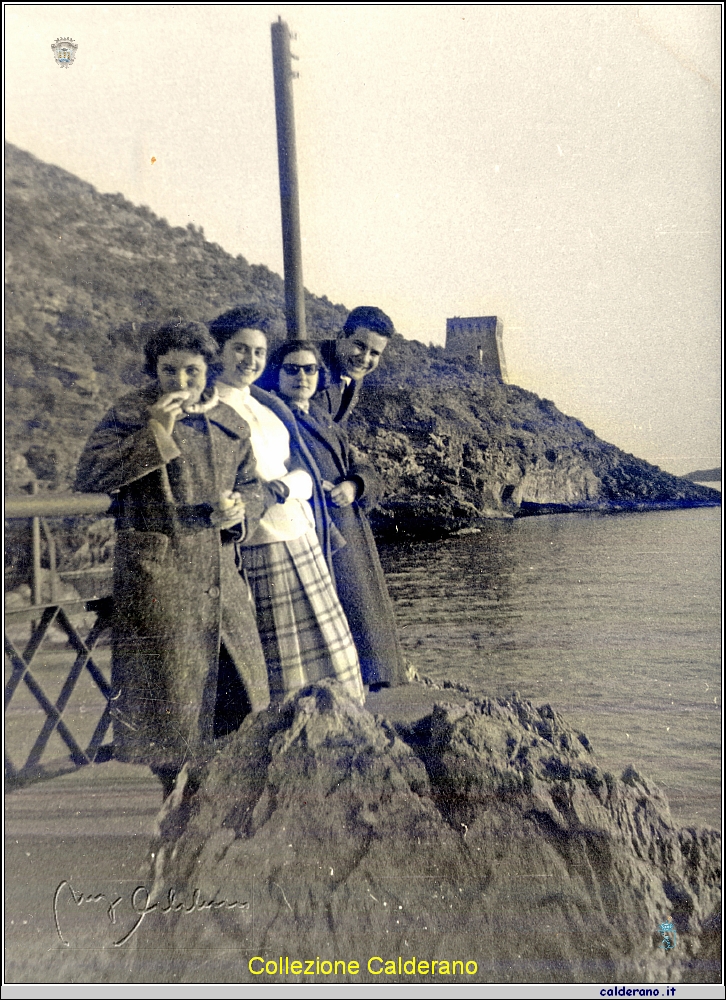 Sulla Rotonda con Lidia Del Viscio e Raffaele Mandrano 1959 12.jpg