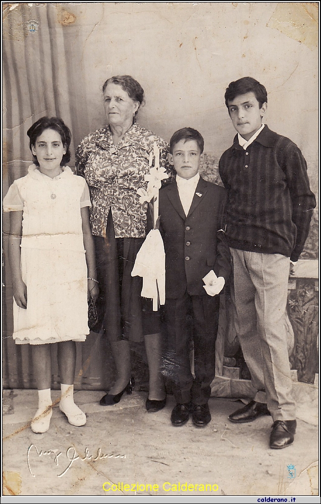 Antonietta Sottile, Lidia, Vincenzo e Alfredo Brando.jpg