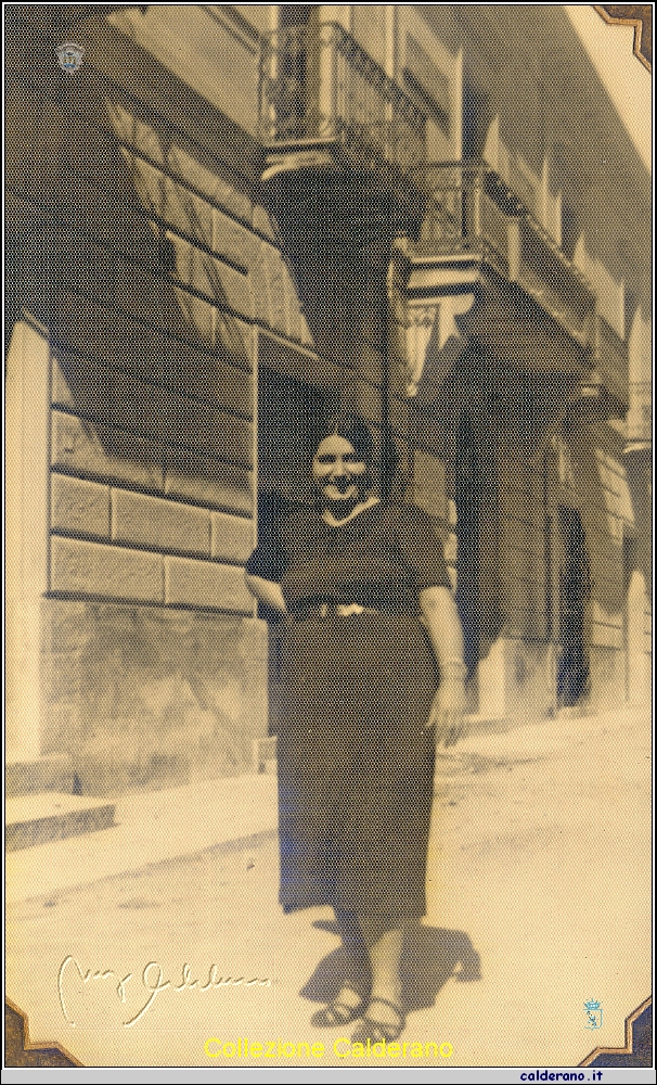 Anna Liberatore in Via Mandarini.jpg