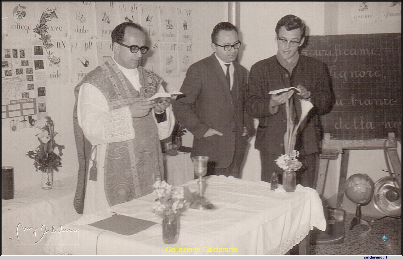 Celebrazione Santa Messa alla Scuola di San Basile con Padre Romualdo e Gioacchino Albanese.jpg