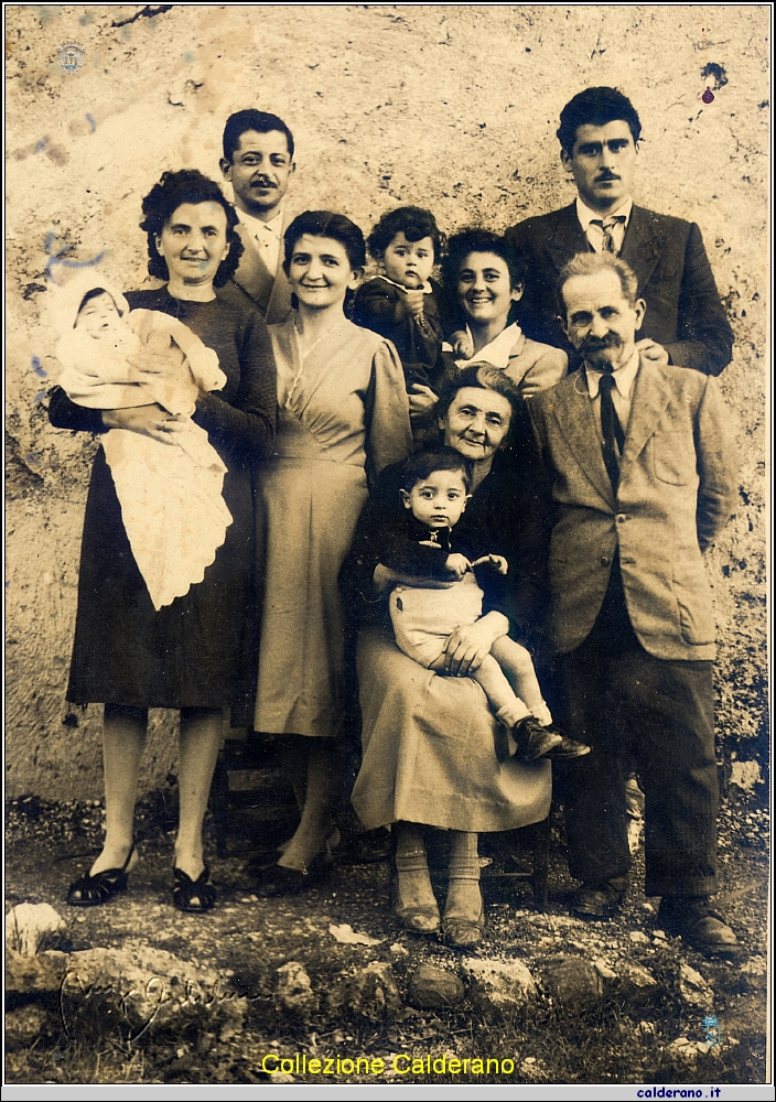 Famiglia Gennaro Di Puglia.jpg