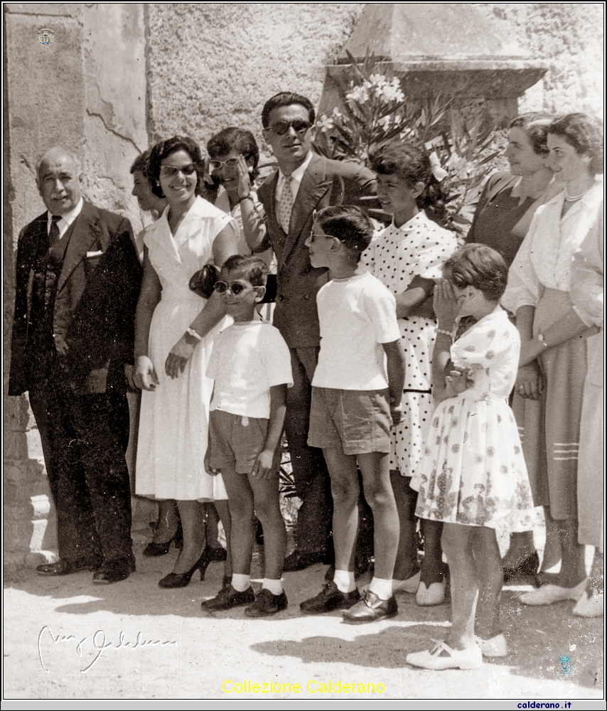 Invitati al matrimonio di Francesco Brando e Raffaella Di Benedetto 1956.jpg