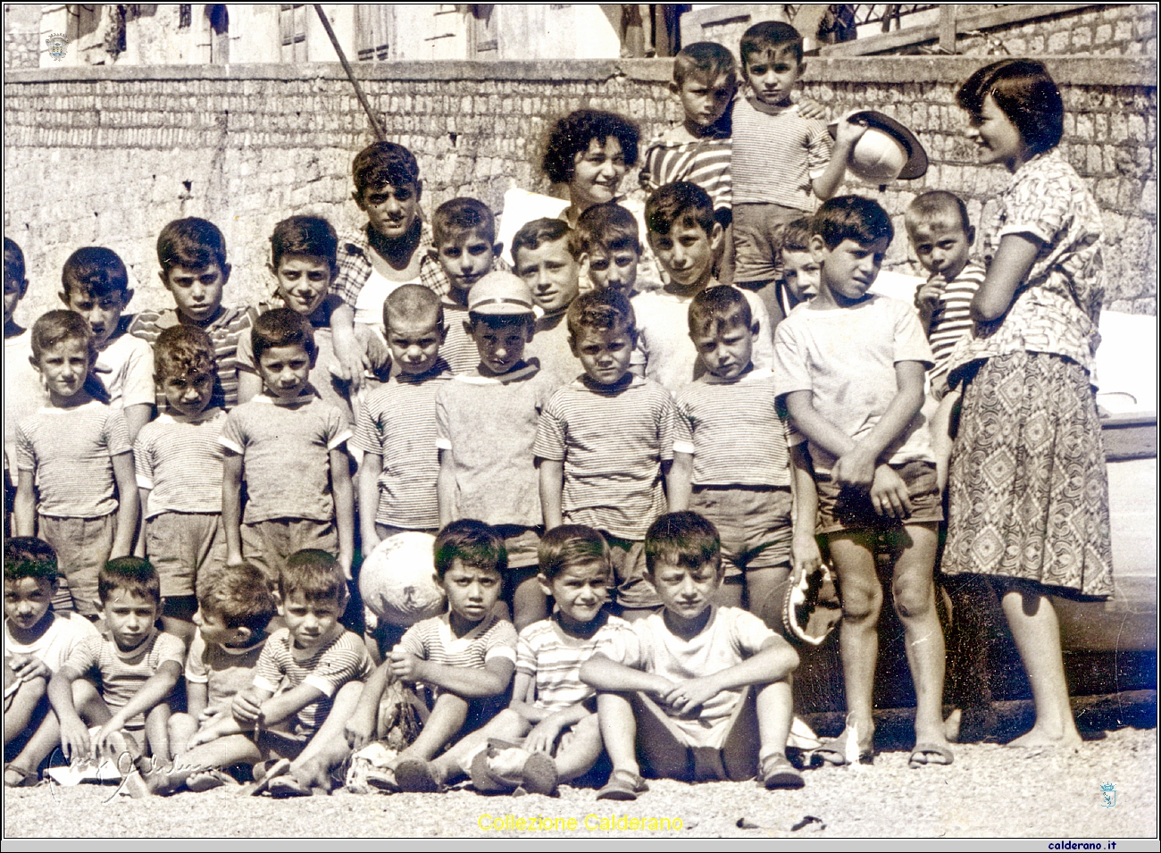 Bambini al mare estate 1960 3.jpg