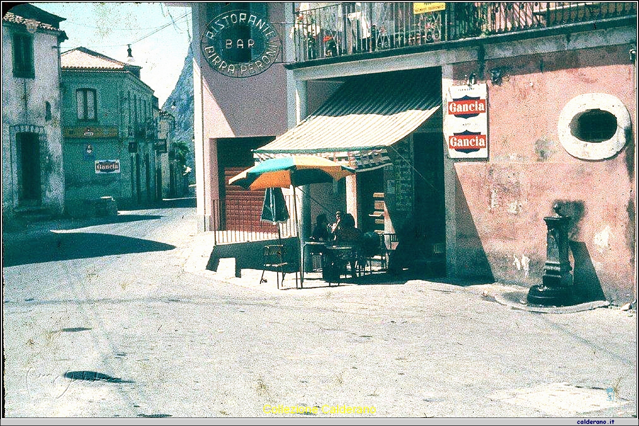 Bar Avigliano 1962.JPG