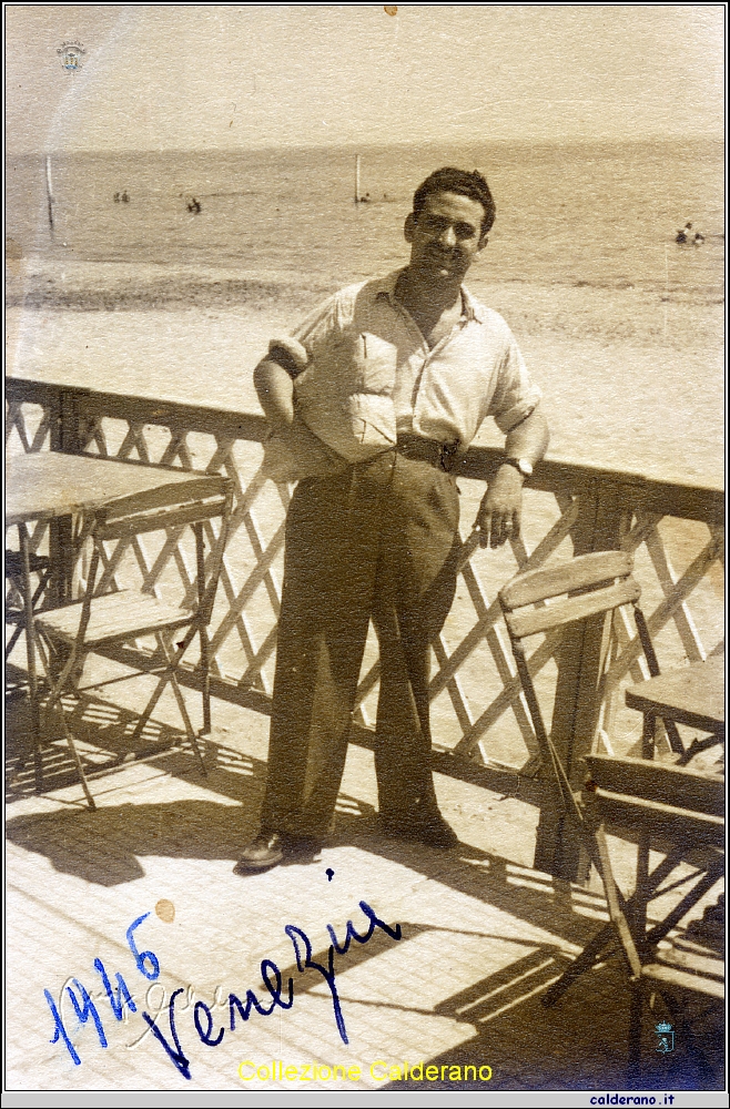 Raffaele Avigliano a Venezia 1946.jpg