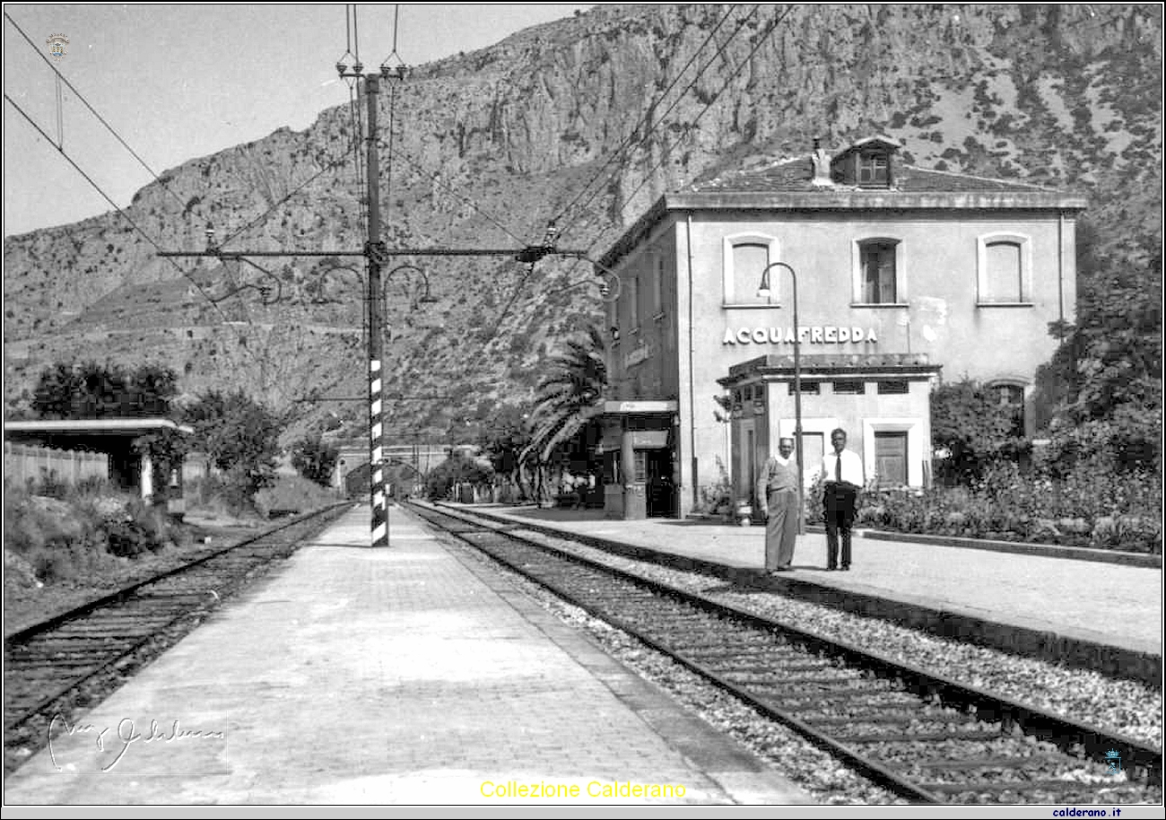 Stazione di Acquafredda.jpg