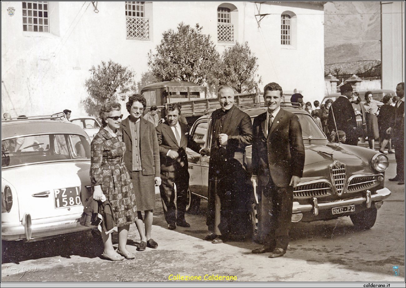 Letizia Labanchi, Giulia Greco, Ciccillo Lammoglia Colmarco, Padre Canfora e Giuseppe Santoro.jpg