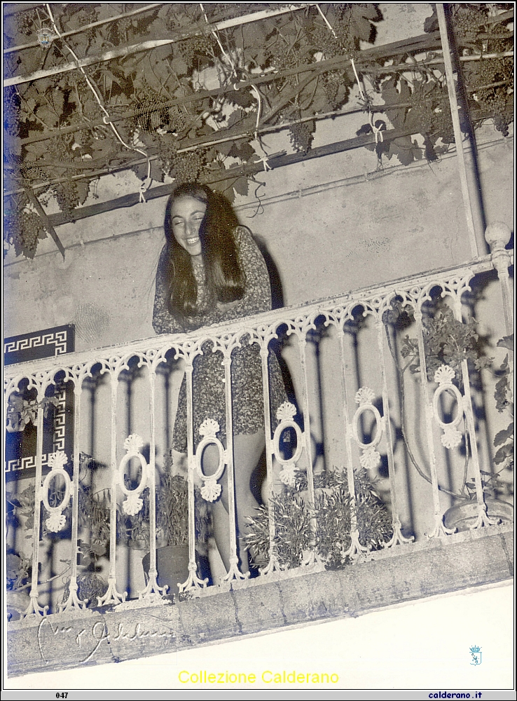 Maria al balcone.jpg