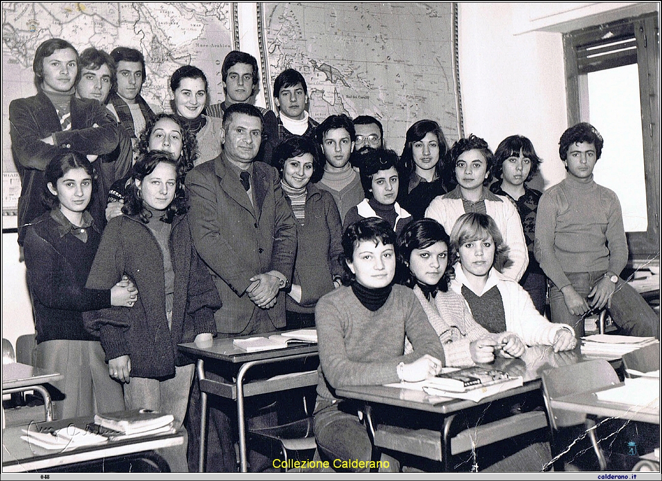 Anno scolastico 1975-76 Classe II B Istituto Professionale.jpg