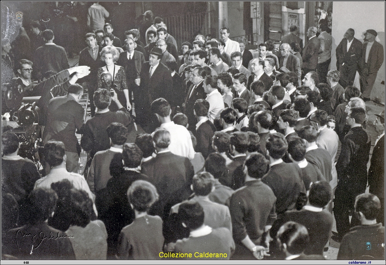 Set del Film -La Vedovella- in piazza Buraglia.jpg