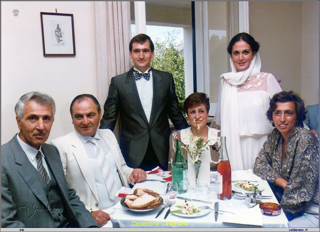 Andrea Scoppetta , Angelo Cernicchiaro con la moglie Assunta e Bianca Ramirez al ,atrimonio di Baffari.jpg