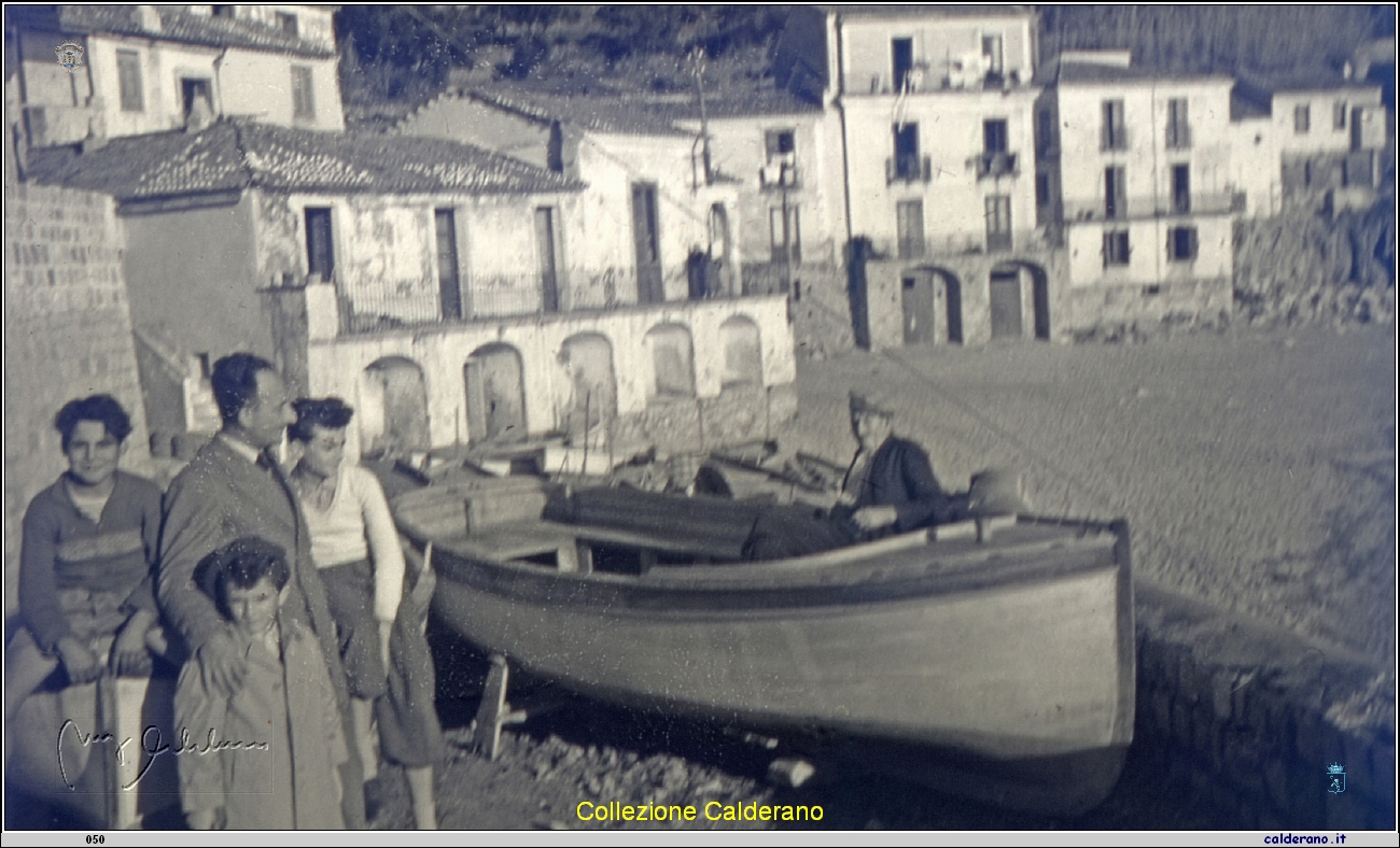 Benito Stoppelli con i ragazzi.jpg