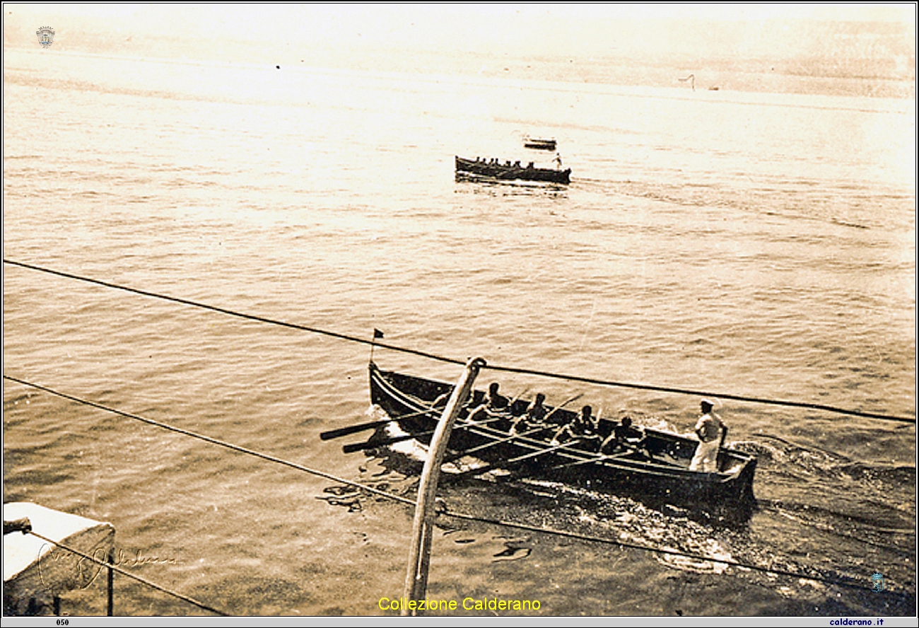 Gara di barche - al timone Giuseppe Calderano - 1941.jpg