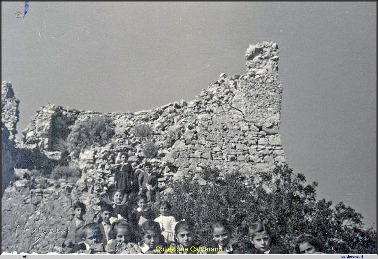 Foto di muro con bambini.jpg