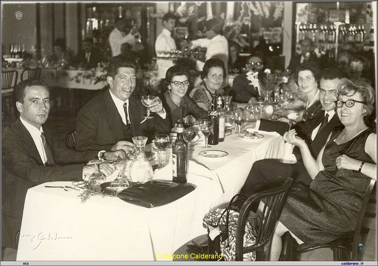 Gran pranzo al matrimonio di Francesco Fontana e Rosa Brando.jpg