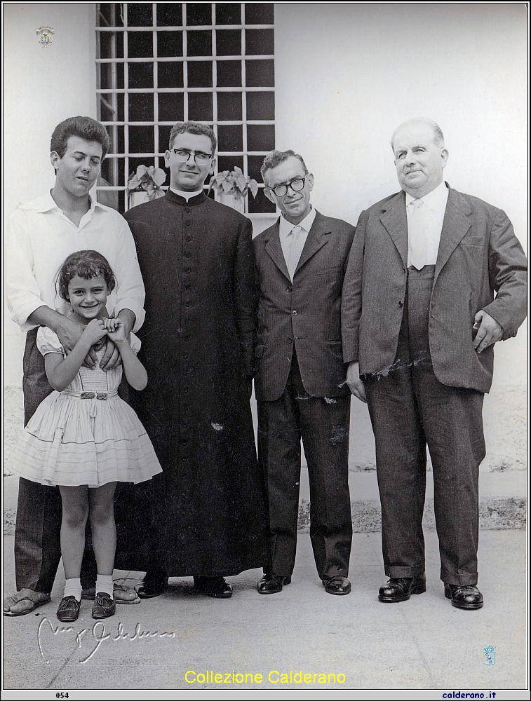 Pinuccio Cataldo, Don Giuseppe Cataldo, Giacomo Labanca e Maestro Biagio Schettino 19-07-1964.jpeg