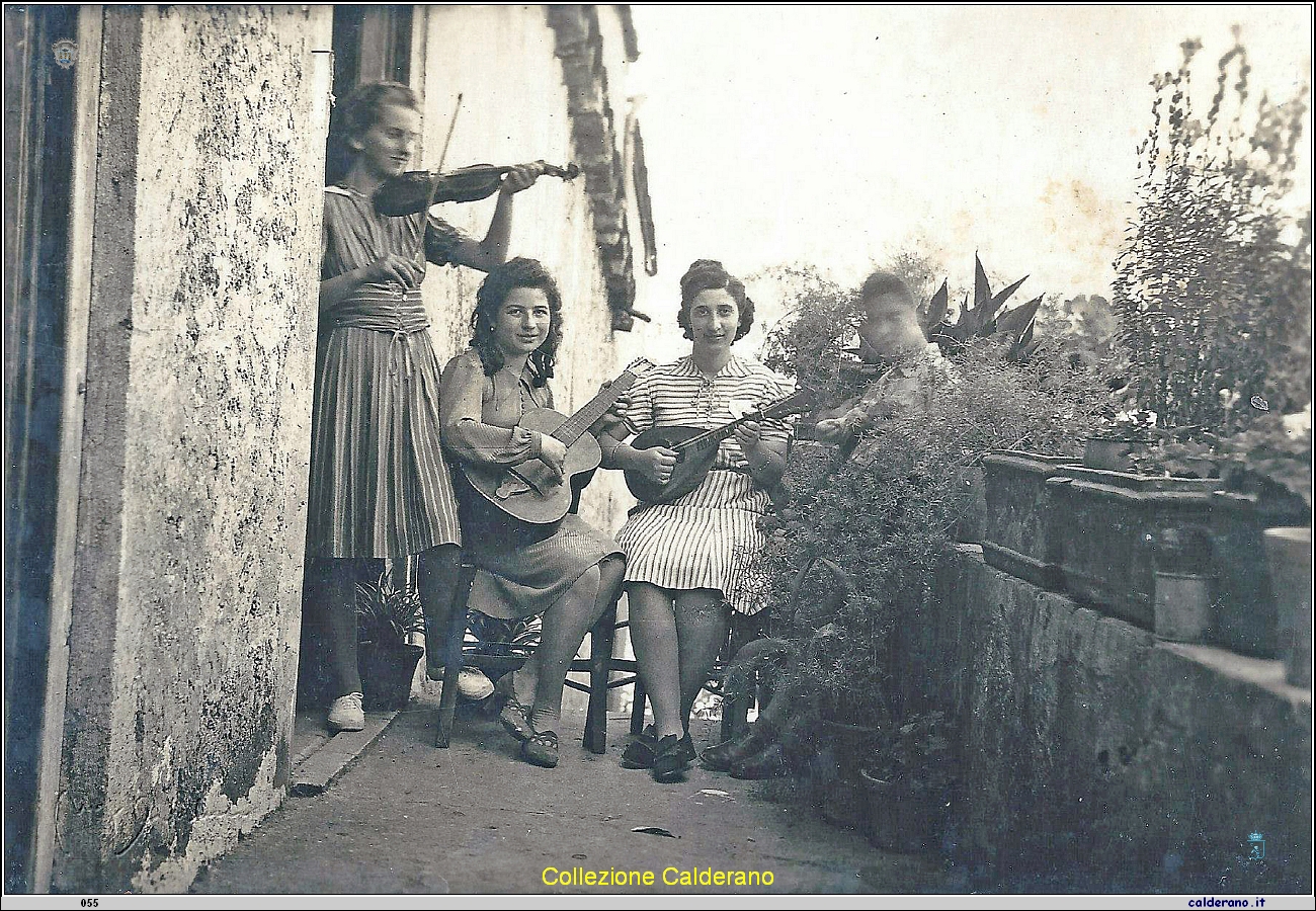 Concertino, con Ione Limongi, Agnese D'Alascio, Bice Napoli e Roberto Limongi.jpg