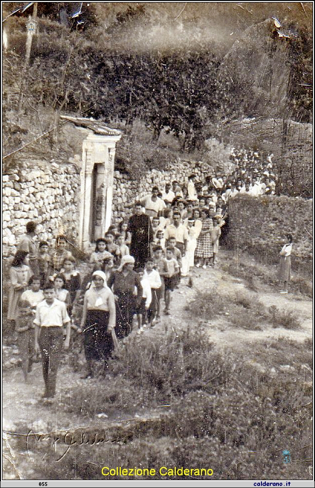 Processione della Madonna Santo Spirito a Ciurtiano 12 agosto 1951.jpg